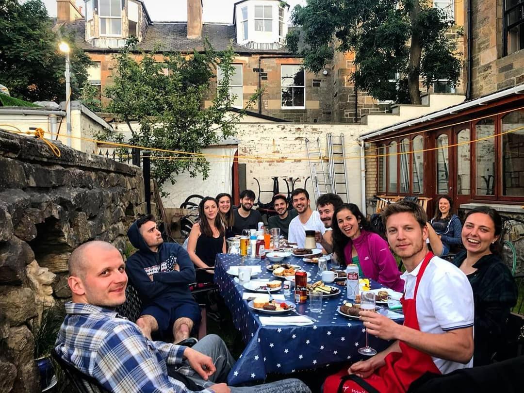 Argyle Backpackers Hostel Edinburgh Bagian luar foto